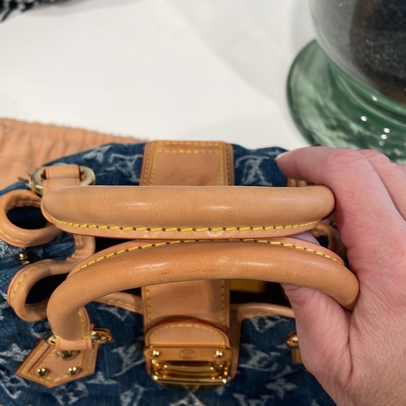 AUTHENTIC Louis Vuitton Pleaty denim bag. I purchased this bag in 2005. - Picture 10 of 17